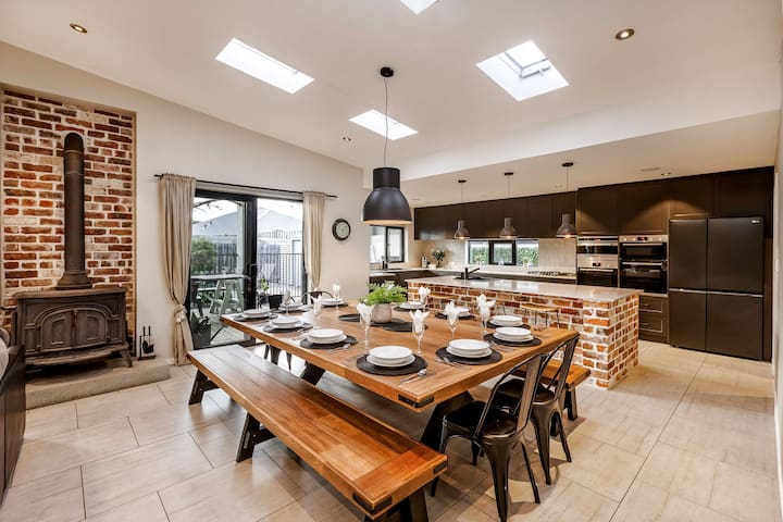Luxury Breaks South West managed Airbnb listing 2