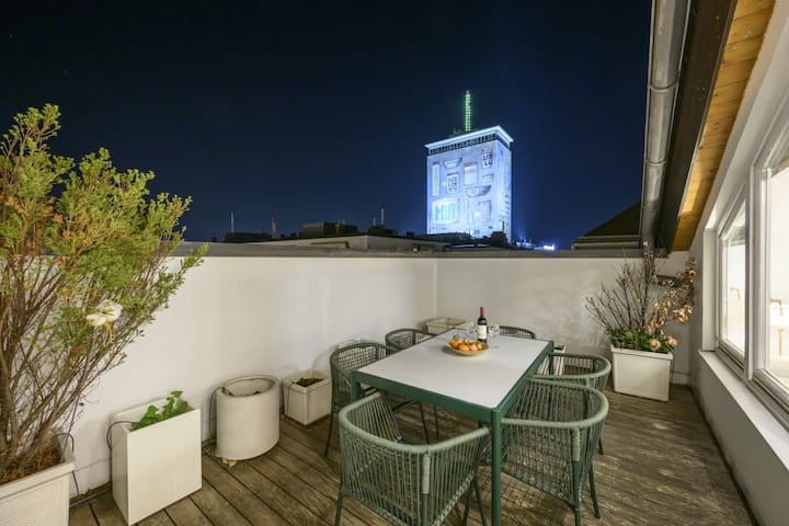 Vienna Rooftop | 120m², 3BR, Terrace & City Views gallery image 3