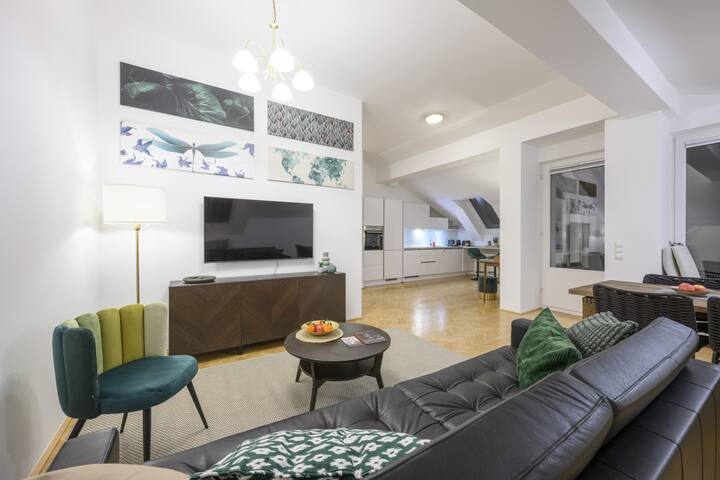 Vienna Rooftop | 120m², 3BR, Terrace & City Views gallery image 5