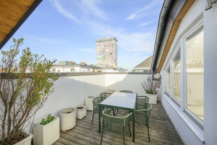 Vienna Rooftop | 120m², 3BR, Terrace & City Views gallery image 4