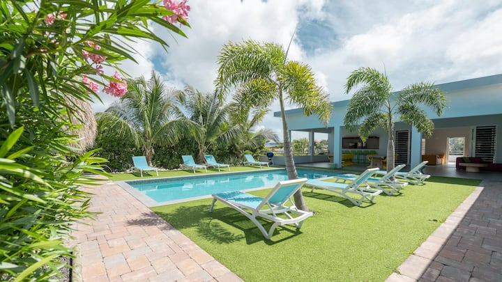 Villa La Familia Retreat - Curaçao