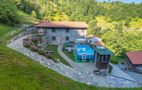 Amazing home in Palagnana - Stazzema