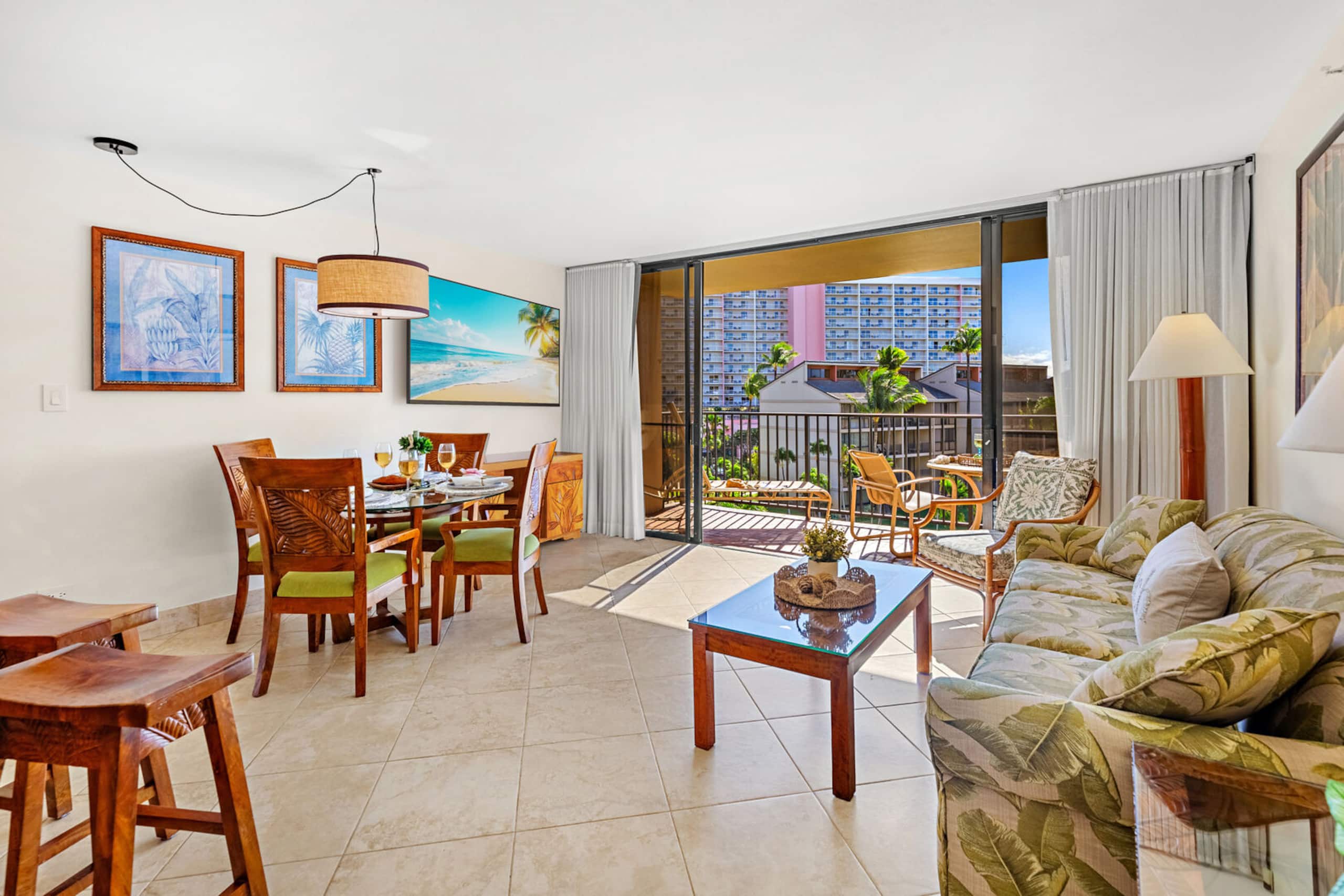 Condo in Lahaina · ★4.89 · 2 bedrooms · 4 beds · 2 private baths - Image 10