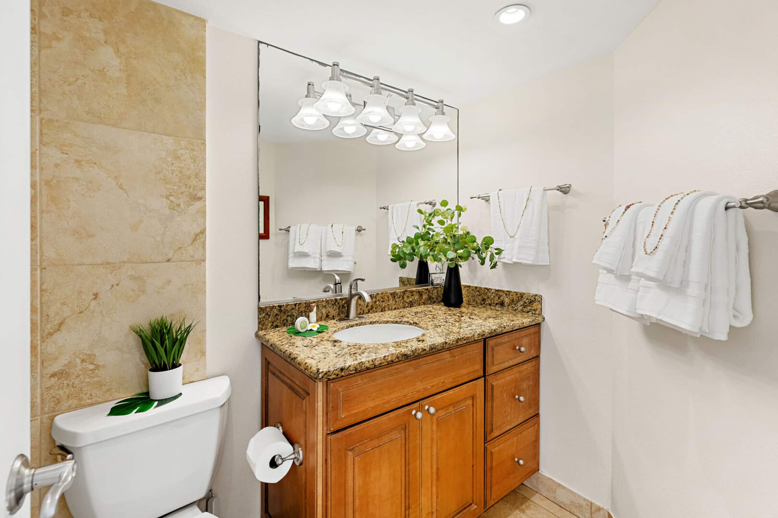 Condo in Lahaina · ★4.89 · 2 bedrooms · 4 beds · 2 private baths - Image 29