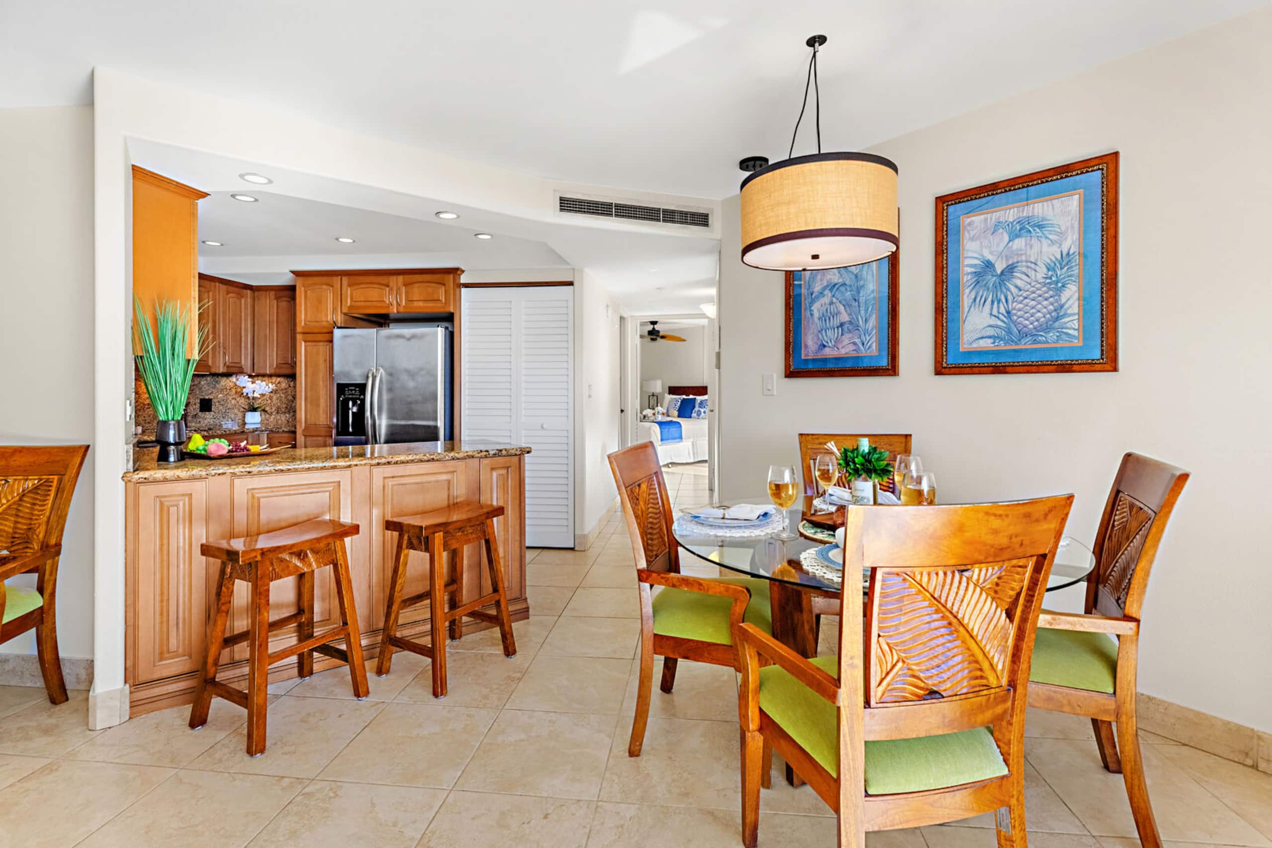 Condo in Lahaina · ★4.89 · 2 bedrooms · 4 beds · 2 private baths - Image 12