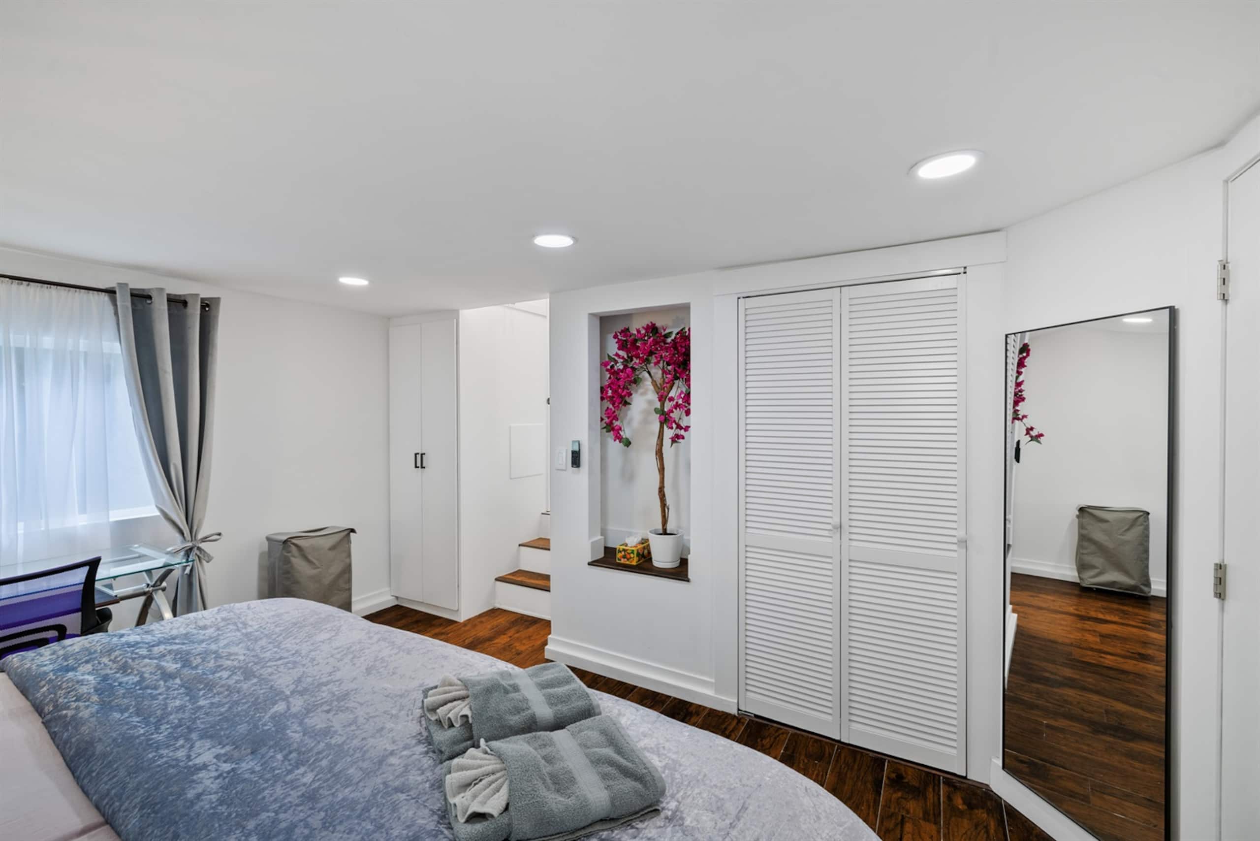 Luxury Napa Home Near Downtown & Wine Tasting - Photo 15