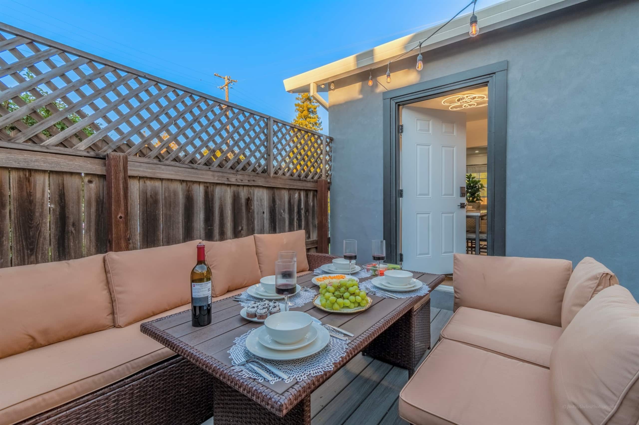 Luxury Napa Home Near Downtown & Wine Tasting - Photo 41