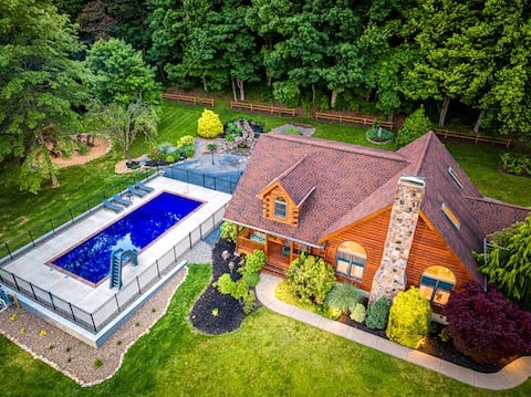 Hilltop Cabin Hideaway