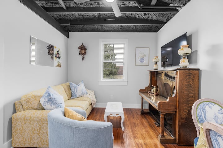 Saint Odo: 1br Oasis - Biloxi, MS