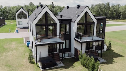 Spa and Mountain | Villas Perspective | Alphonse