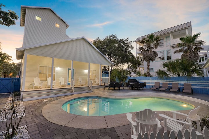 Flirty Flamingo - Beach Cottage With Private Pool! - Destin, FL