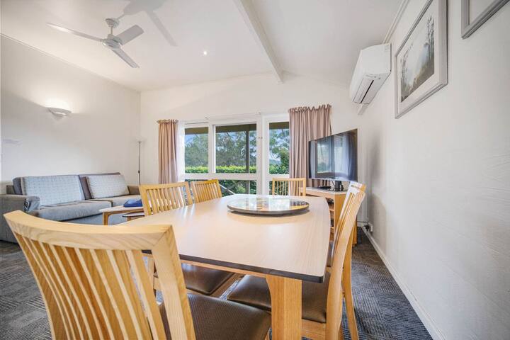 Shores Two Bedroom Pet Friendly gallery image 2