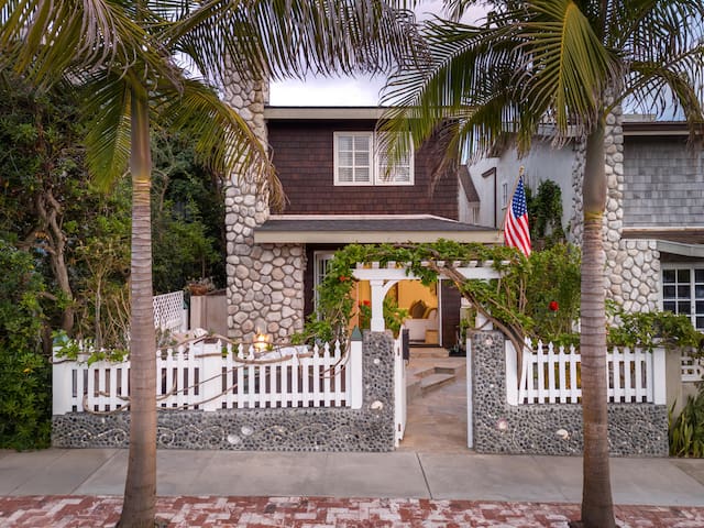 Nantucket-Style Home, Ocean Views + Rooftop Deck