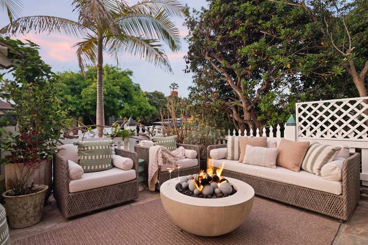 Nantucket-Style Home, Ocean Views + Rooftop Deck gallery image 3