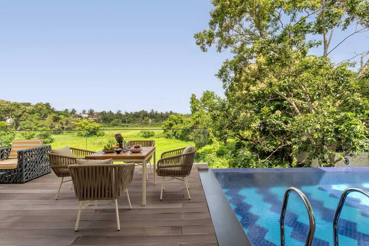 Pool: Pool view