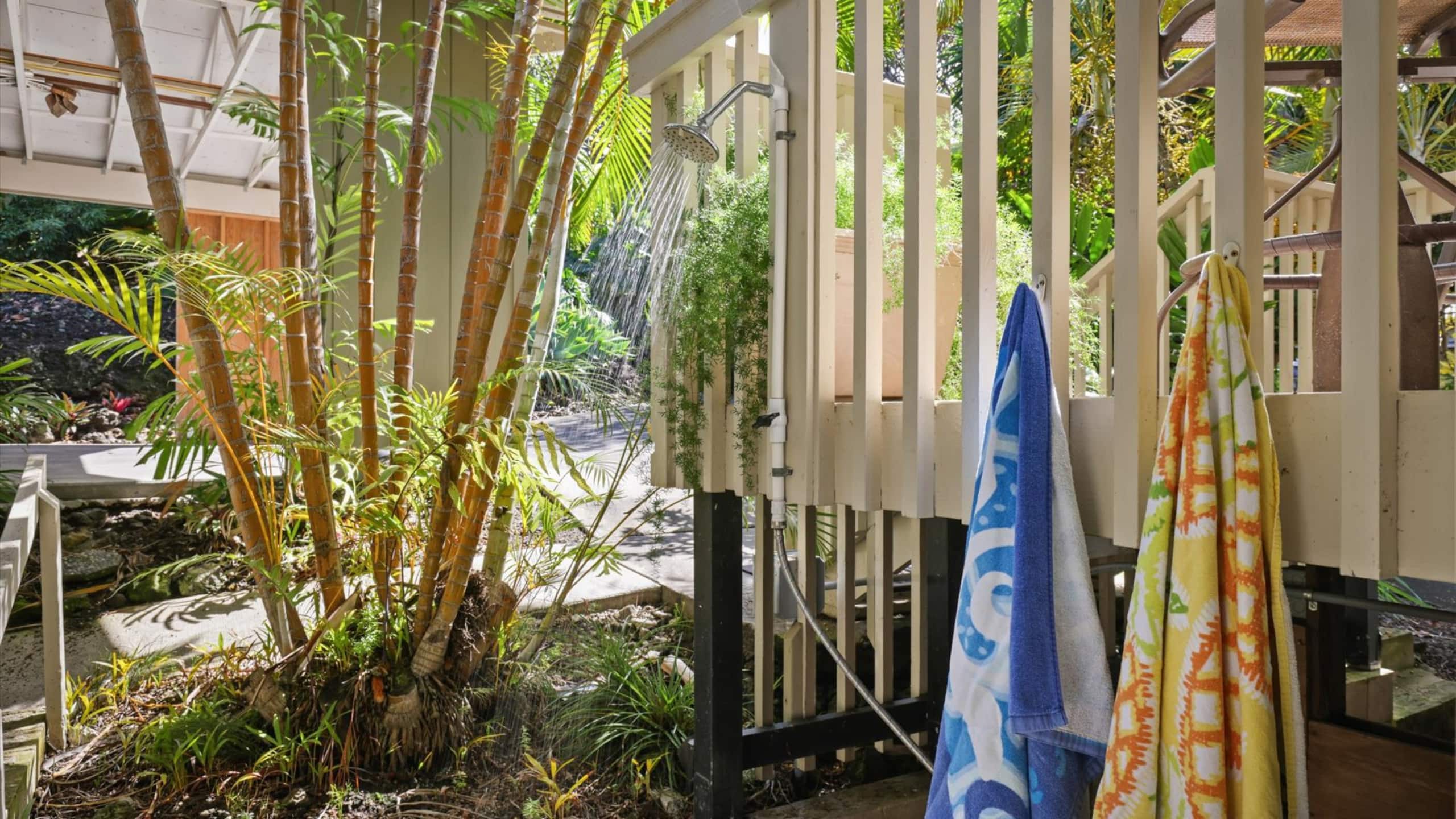 Home in Kailua-Kona · ★4.73 · 3 bedrooms · 5 beds · 3 shared baths - Image 75