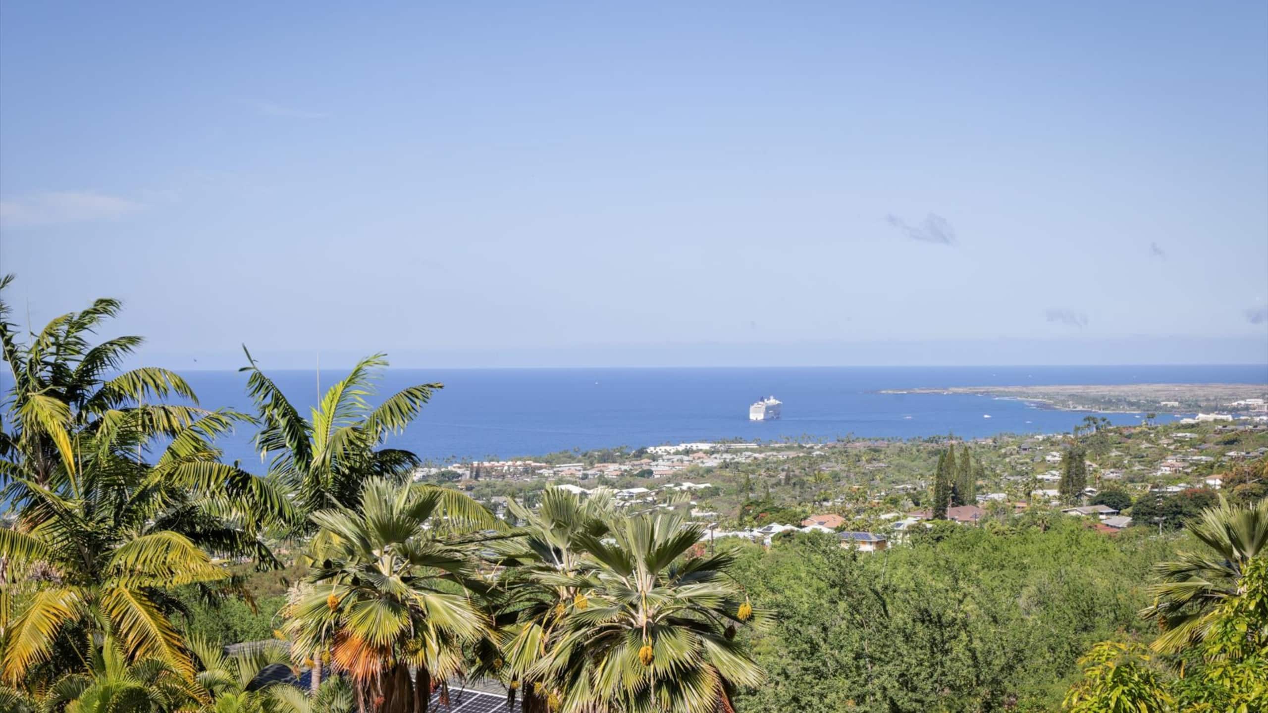 Home in Kailua-Kona · ★4.73 · 3 bedrooms · 5 beds · 3 shared baths - Image 64
