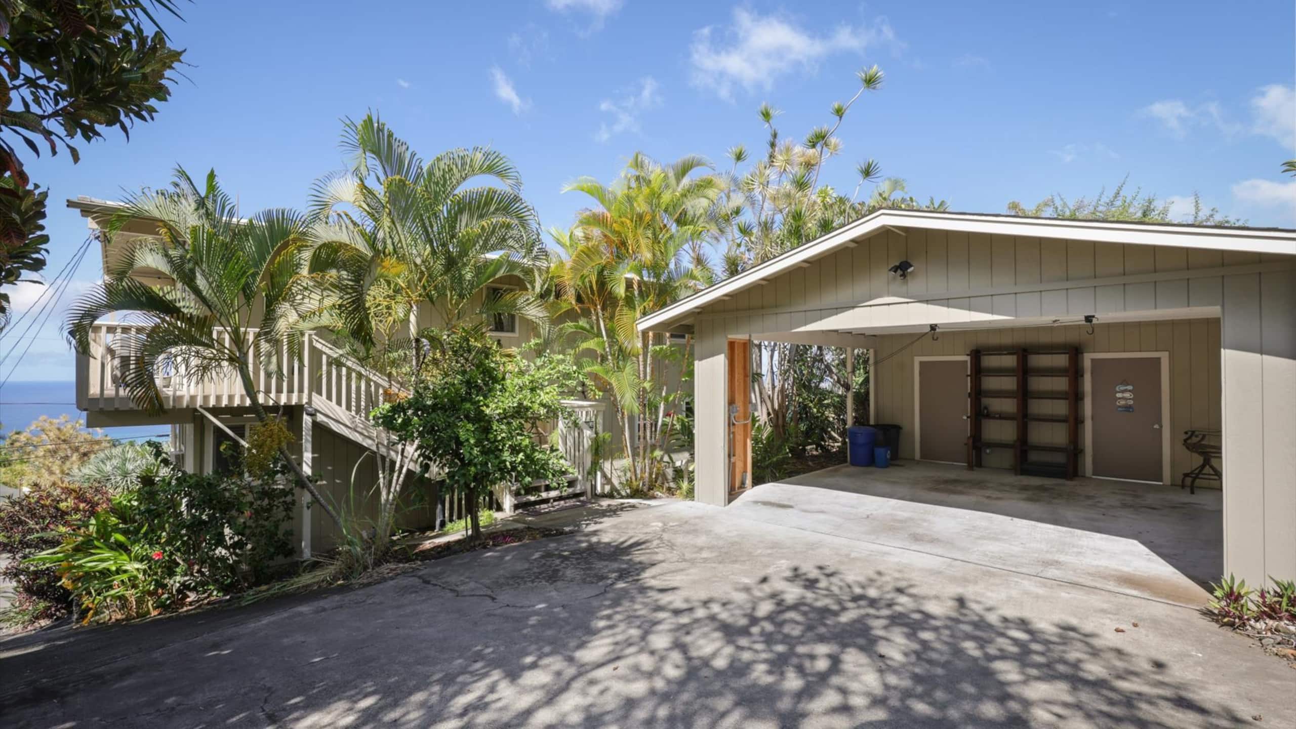 Home in Kailua-Kona · ★4.73 · 3 bedrooms · 5 beds · 3 shared baths - Image 22