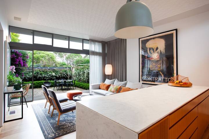 Secret Garden City Oasis gallery image 3