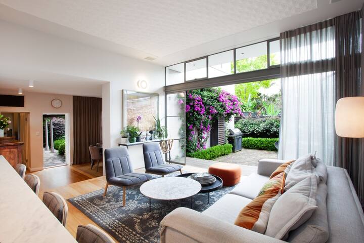 Secret Garden City Oasis