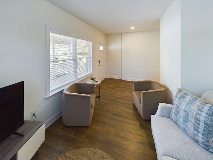 Pickens Place Unit B - Pickens, SC