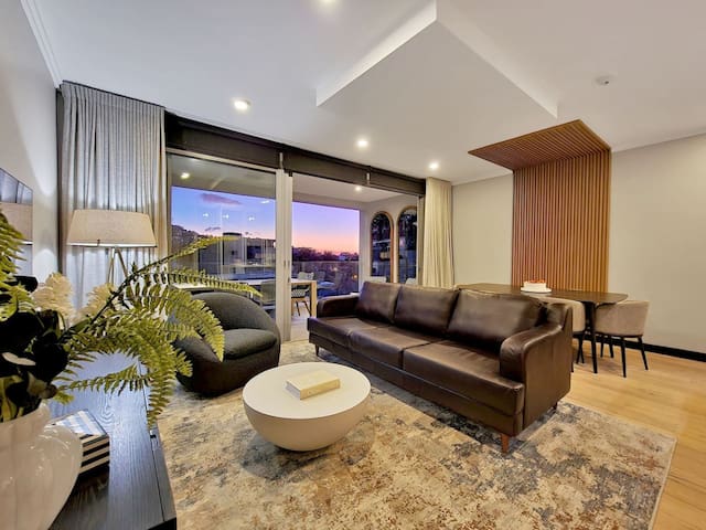 Spacious Elegance In The Heart Of Fresnaye gallery image 2