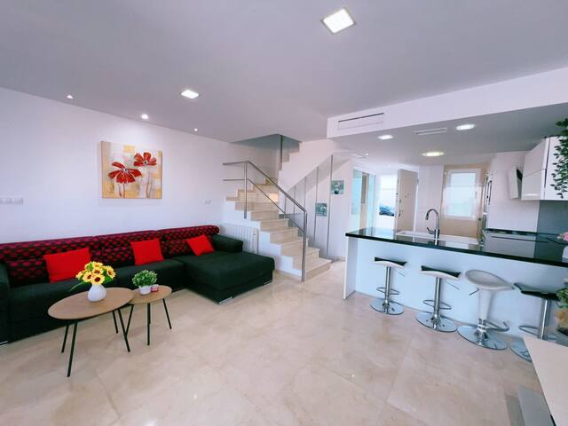 Holiday Beach Apartments Santa Pola managed Airbnb listing 2