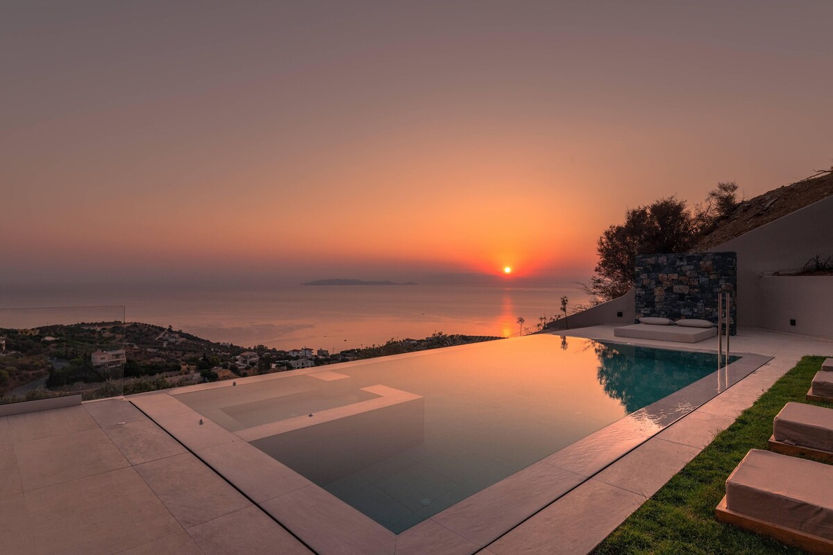 Casa Faros — view 3