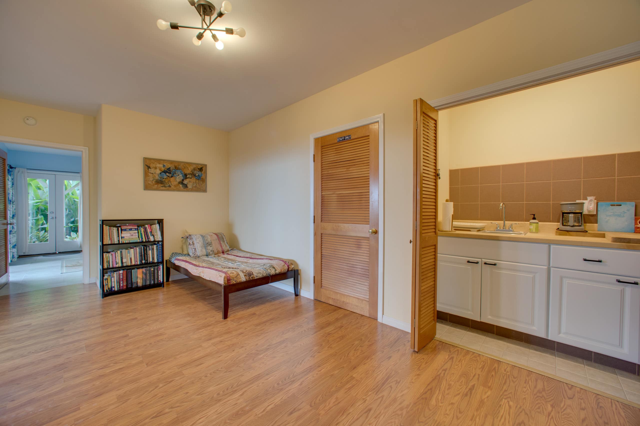8 Mi to Magic Sands Beach: Tranquil Home w/ Lanai! - Photo 6