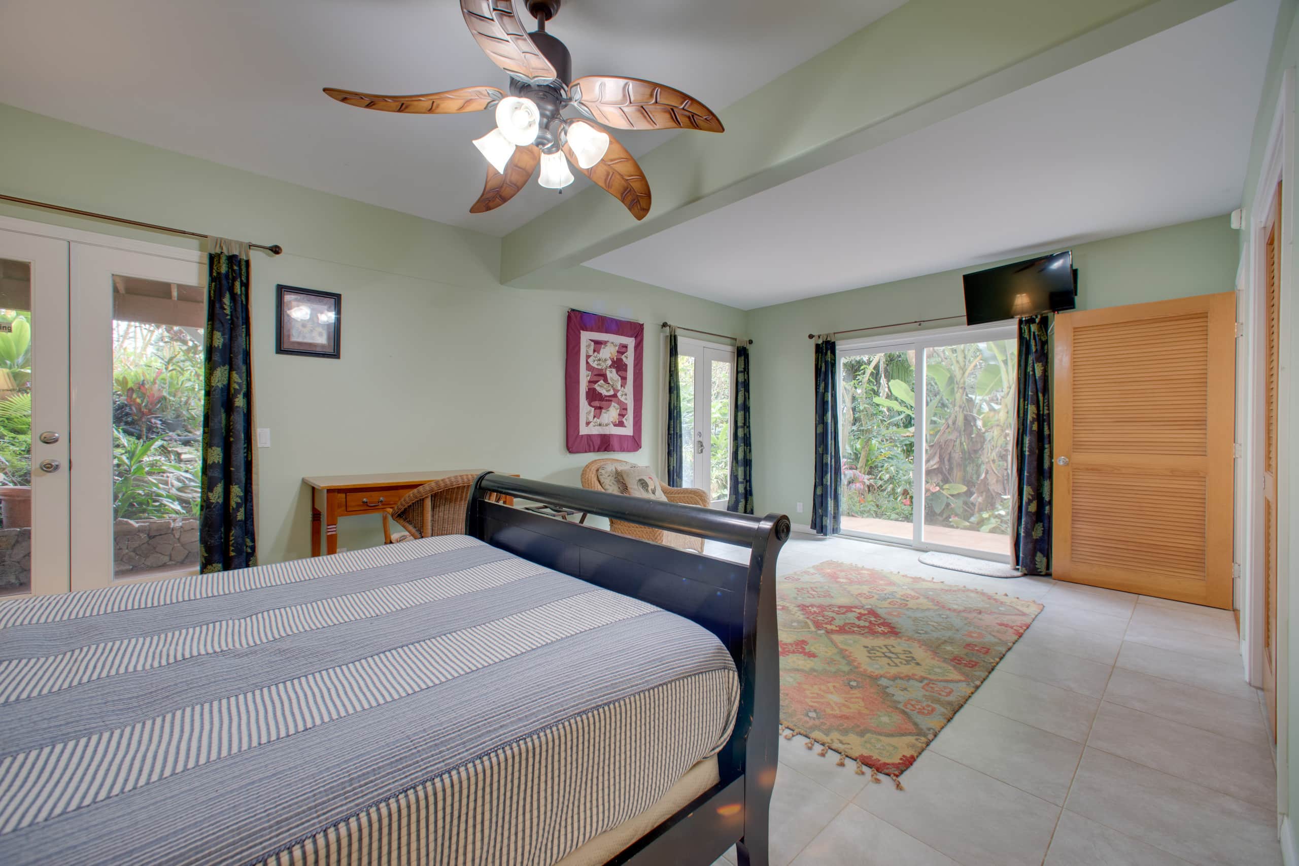 8 Mi to Magic Sands Beach: Tranquil Home w/ Lanai! - Photo 13