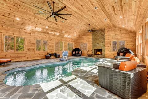 Grand Timber by AvantStay | Pool and Sports Court!