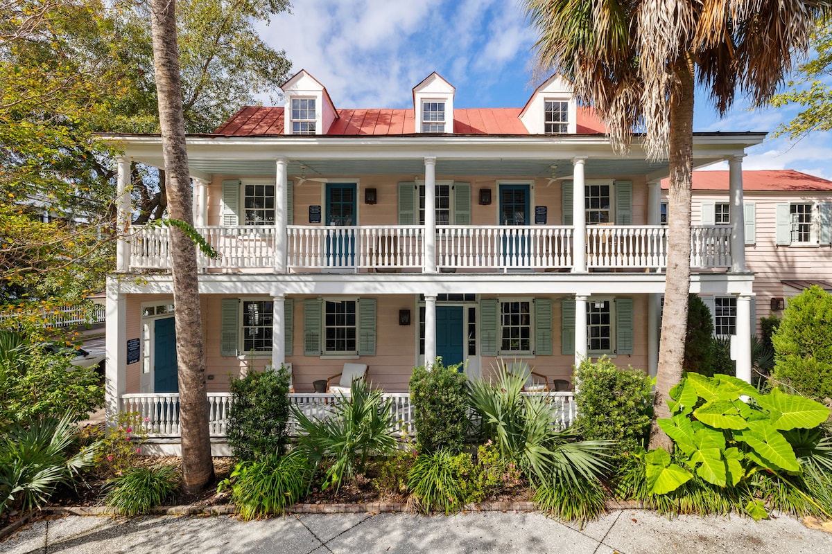 Rainbow Row House in Charleston, South Carolina