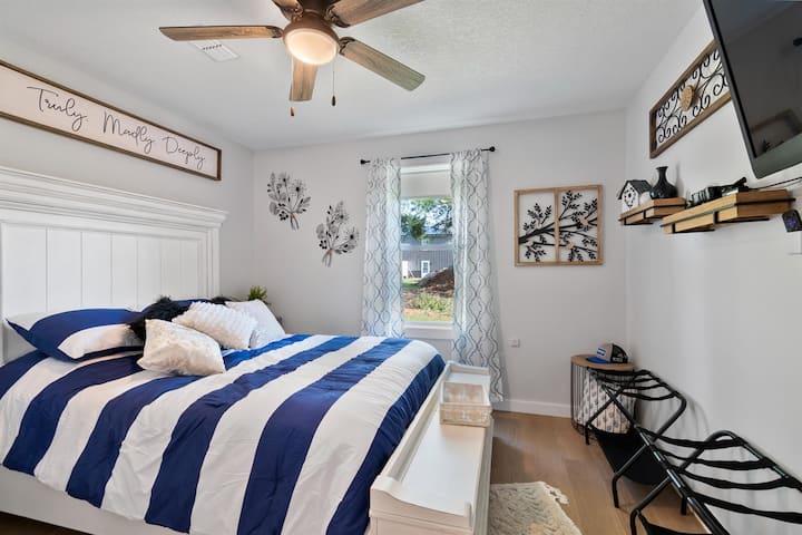 Dormitorio 1 con cama queen