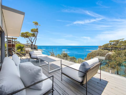 Waterfront Garden Bay Beach House