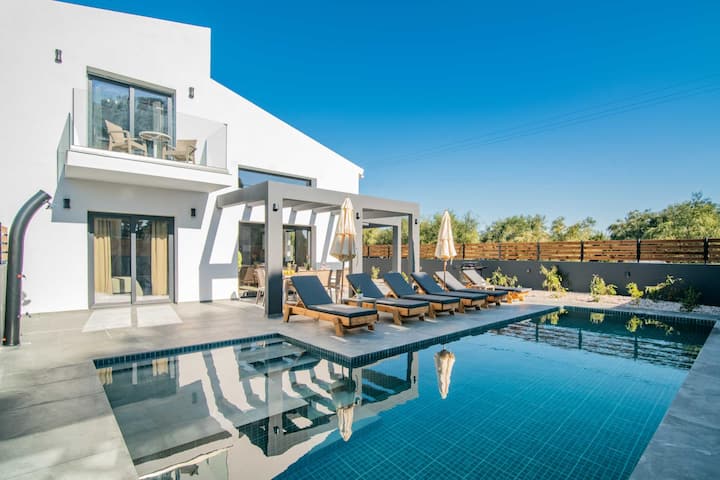 Kozakos Villa 1 With Private Swimming Pool - Kalamaki