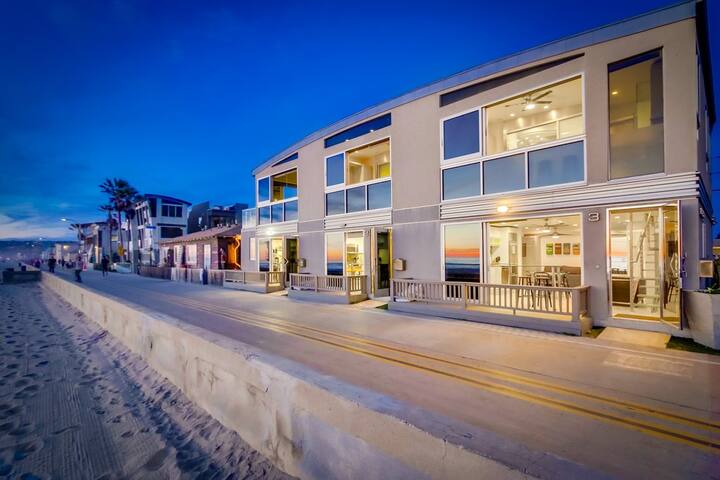 60′ of Ocean Front • 2 Levels • AC • 3 Townhomes
