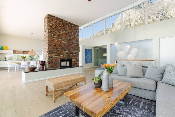 Golden View Villa gallery image 3