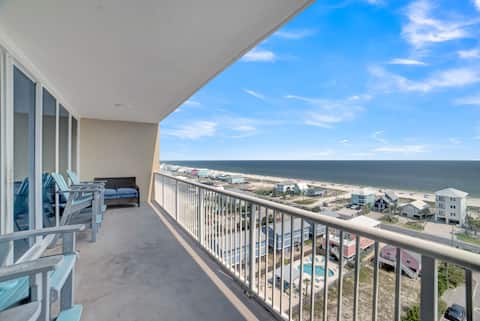 Outdoor Pool | Walk to Beach | Sanibel 1105