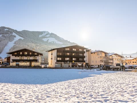 Beliebte Airbnb-Anzeige: Apartment in the centre, 100m to the ski bus in Brixen Im Thale