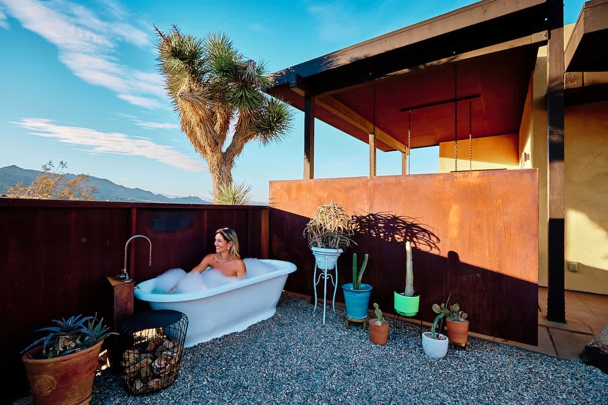 ed11cb30-fb7c-474e-97c9-