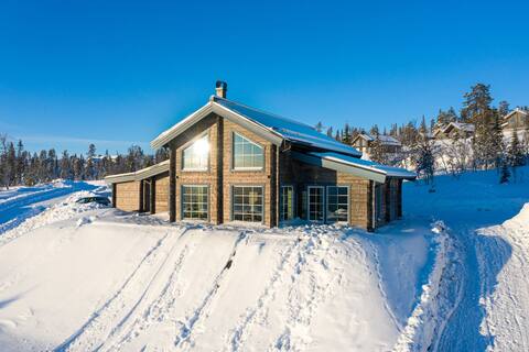 Ski-in/Ski-out | Sauna | WiFi | Free EV-charger