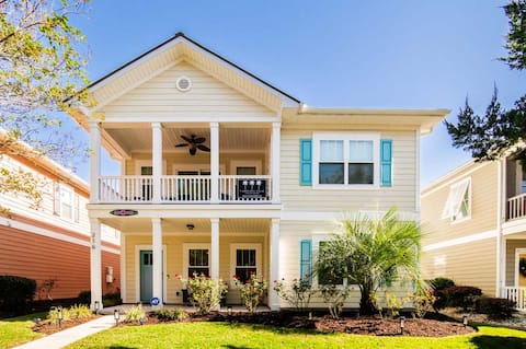 Aloha Breeze Pet Friendly House Near Beach