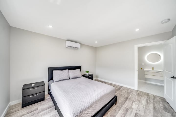 50-web-or-mls-JOY03956