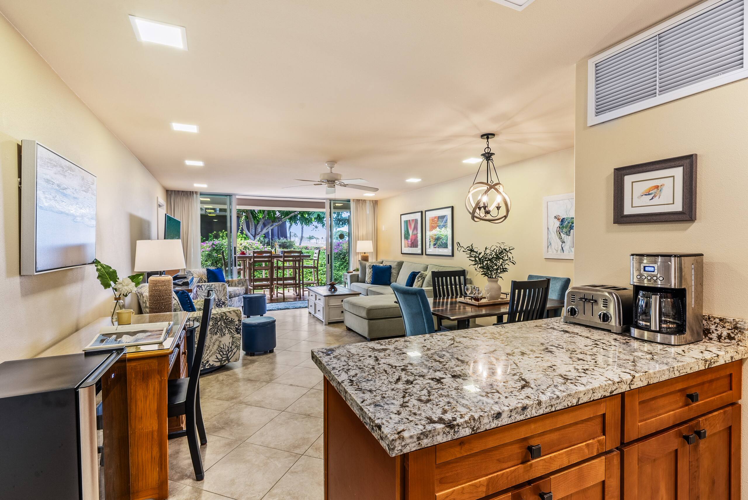 Condo in Lahaina · ★5.0 · 1 bedroom · 2 beds · 1 bath - Image 6