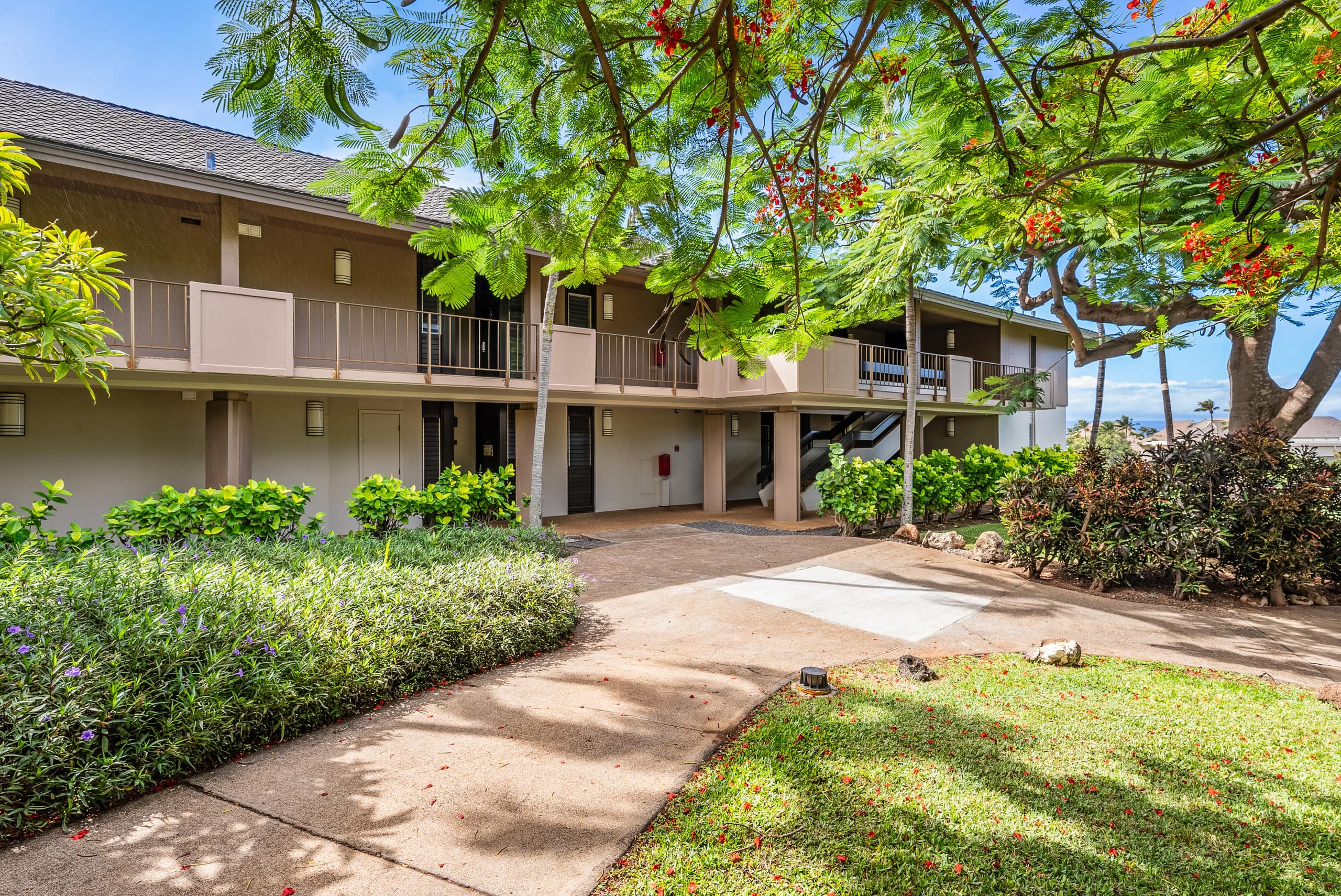 Condo in Lahaina · ★5.0 · 1 bedroom · 2 beds · 1 bath - Image 35