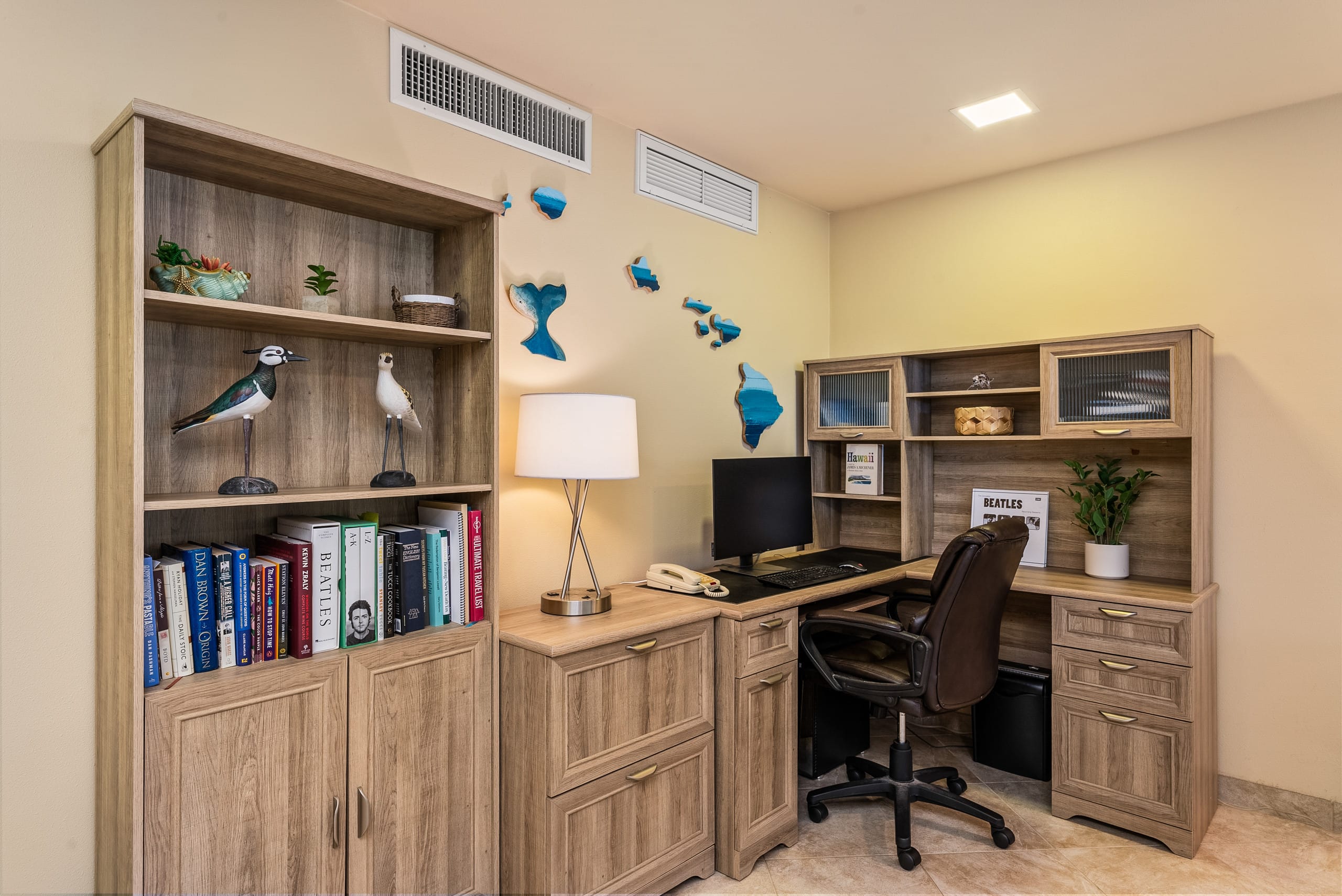 Condo in Lahaina · ★5.0 · 1 bedroom · 2 beds · 1 bath - Image 20