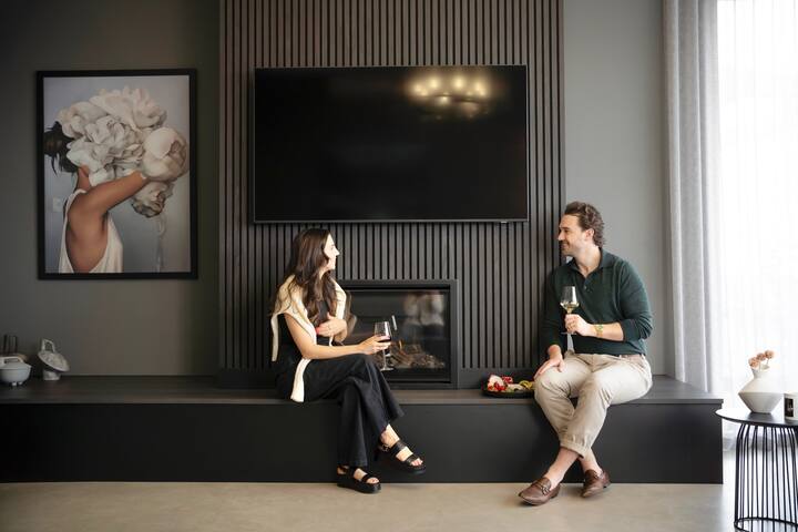 BELLA 9 – sublime . divine Entertainer 3 BR + Fire gallery image 3