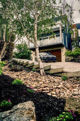 BELLA 9 – sublime . divine Entertainer 3 BR + Fire gallery image 2