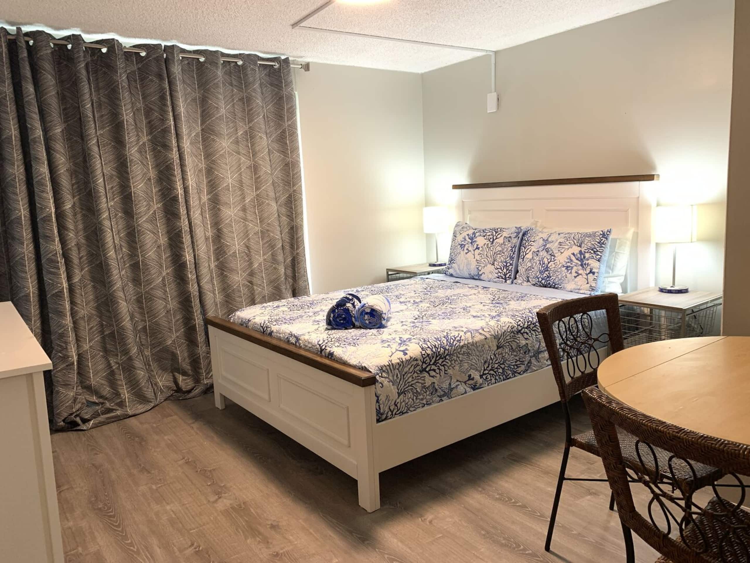 Condo in Honolulu · ★4.58 · 1 bedroom · 1 bed · 1 private bath - Image 1
