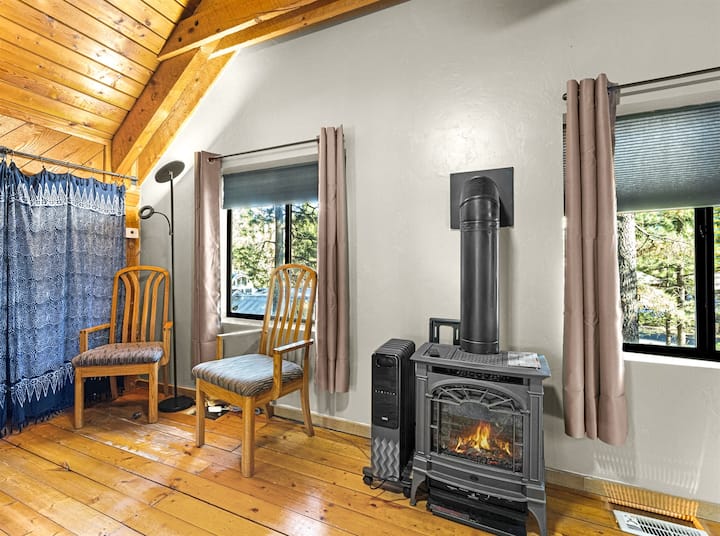Gas Fireplace Upstairs